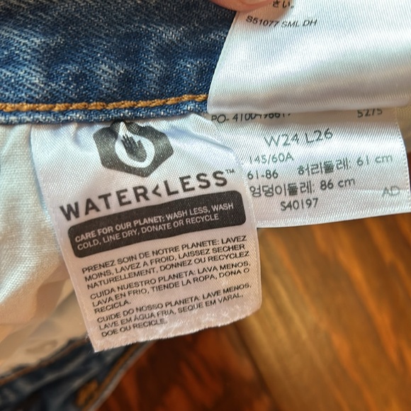 Levi jeans 👖 - Picture 6 of 9